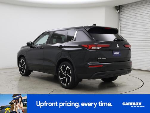 2022 Mitsubishi Outlander ES