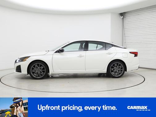 2023 Nissan Altima SR