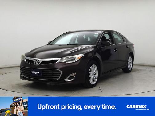 Burgundy 2014 Toyota Avalon XLE