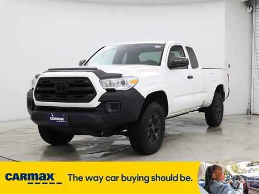 2017 Toyota Tacoma SR