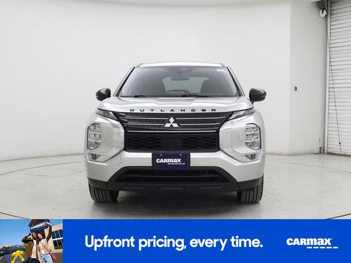 2022 Mitsubishi Outlander ES