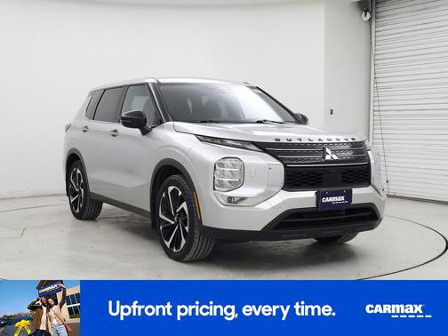 2022 Mitsubishi Outlander ES