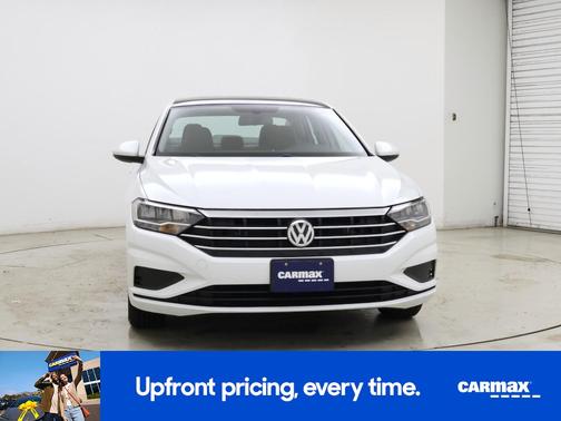 White 2020 Volkswagen Jetta SE