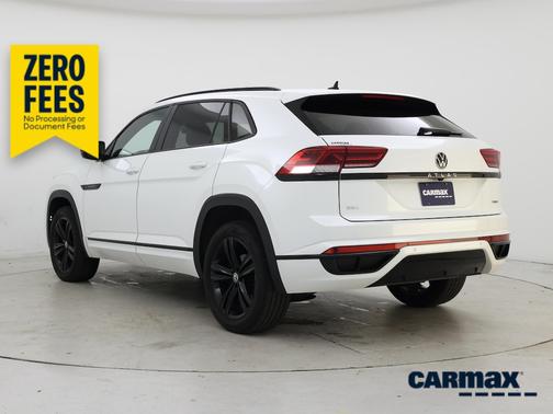 White 2023 Volkswagen Atlas Cross Sport SEL R-Line Black