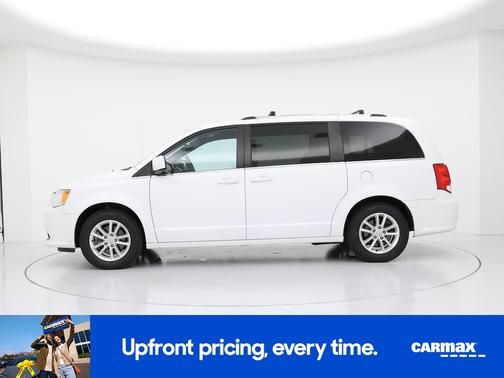 White 2018 Dodge Grand Caravan SXT
