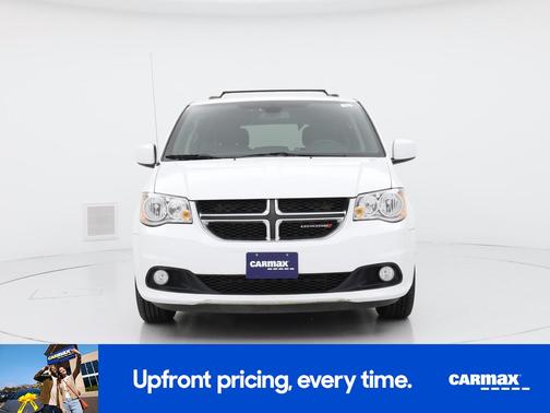White 2018 Dodge Grand Caravan SXT