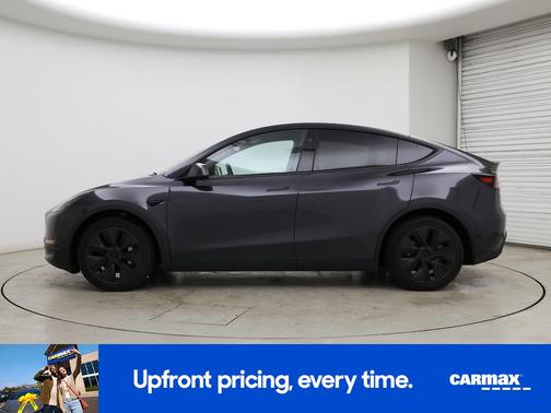 Gray 2025 Tesla Model Y Long Range