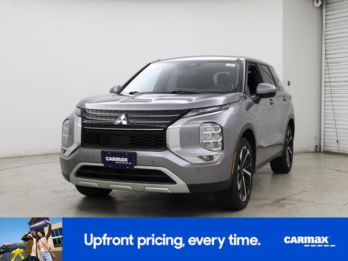 Gray 2022 Mitsubishi Outlander SE