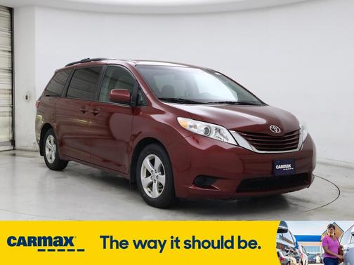 2015 Toyota Sienna LE