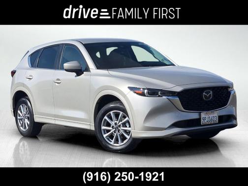 2025 Mazda CX-5 Select