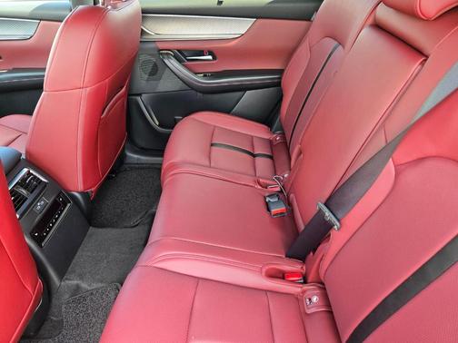 2025 Mazda CX-70 PHEV Premium Plus Package