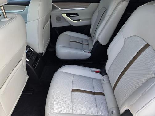2025 Mazda CX-90 PHEV Premium Plus Package