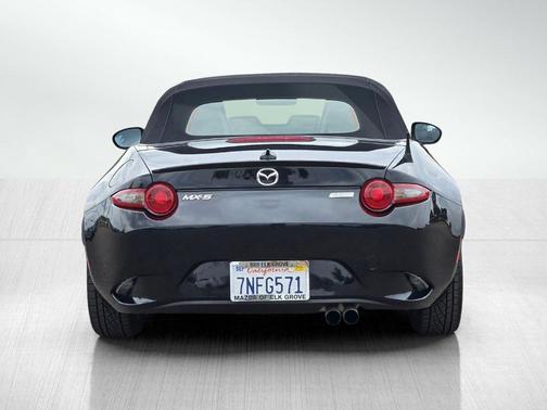 2016 Mazda MX-5 Miata Club