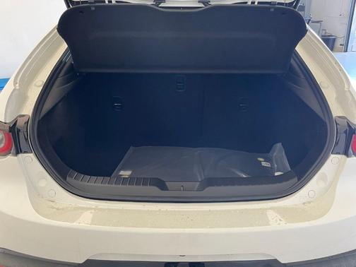 2025 Mazda Mazda3 FWD w/Preferred Package