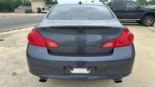 2011 INFINITI G37 Journey