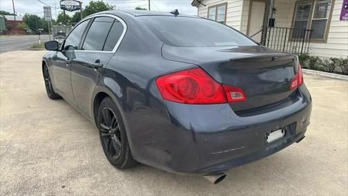 2011 INFINITI G37 Journey