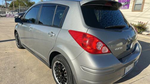2012 Nissan Versa 1.8 S