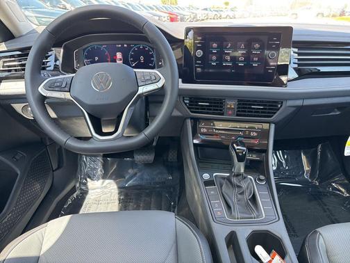 2025 Volkswagen Jetta 1.5T SEL