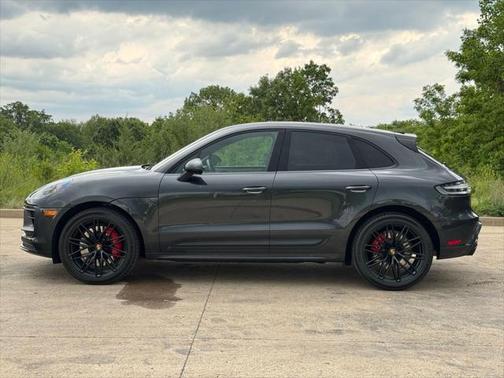 2022 Porsche Macan GTS