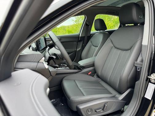 Mythos Black Metallic 2026 Audi A5 Premium Plus TFSI quattro S tronic