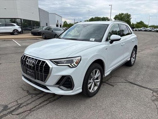 2022 Audi Q3 45 S line Premium Plus