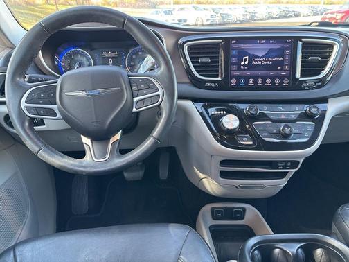 2018 Chrysler Pacifica Touring-L