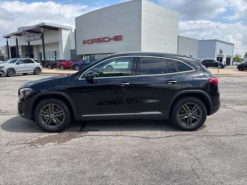 2025 Mercedes-Benz GLA 250 4MATIC
