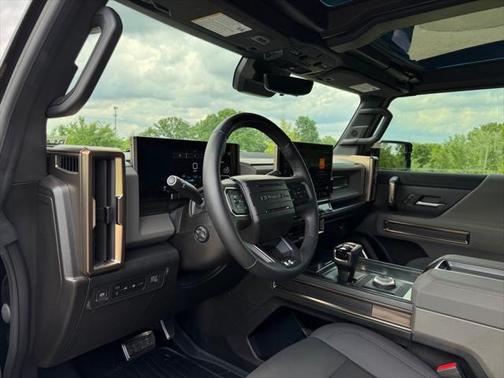 2024 GMC HUMMER EV SUV 3X
