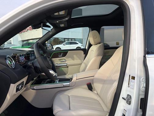 2026 Mercedes-Benz GLB 250 4MATIC