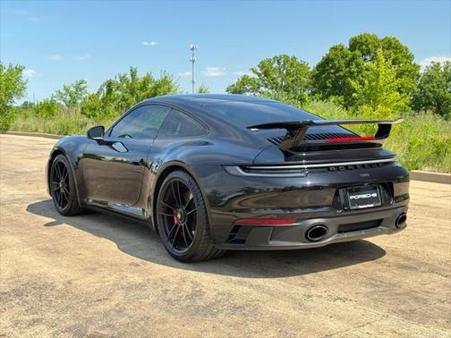 2024 Porsche 911 Carrera GTS