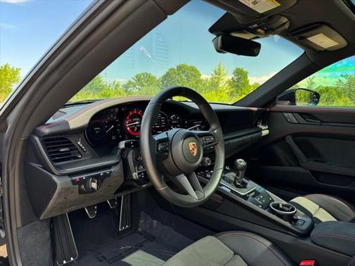 2024 Porsche 911 Carrera GTS