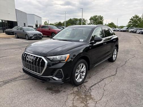 2022 Audi Q3 45 S line Premium