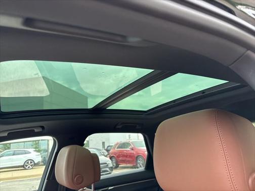 2022 Audi Q3 45 S line Premium