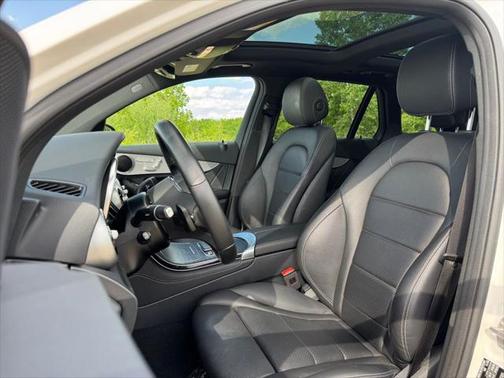 2021 Mercedes-Benz GLC 300 4MATIC