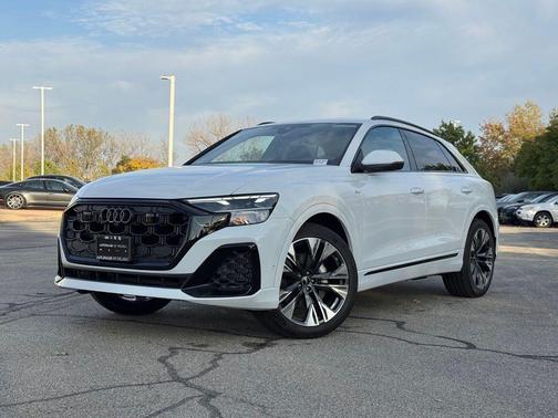 Glacier White Metallic 2026 Audi Q8 55 Premium Plus