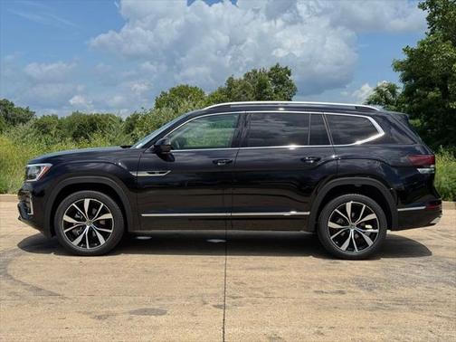 2025 Volkswagen Atlas 2.0T SEL Premium R-Line 4MOTION