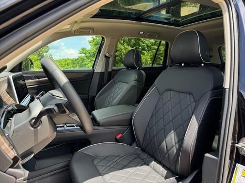 2025 Volkswagen Atlas 2.0T SEL Premium R-Line 4MOTION
