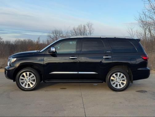 2019 Toyota Sequoia Platinum