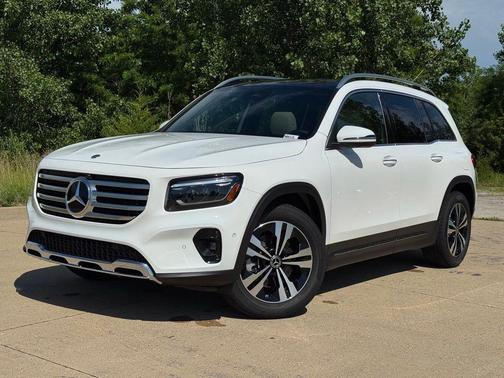 Polar White 2026 Mercedes-Benz GLB 250 4MATIC