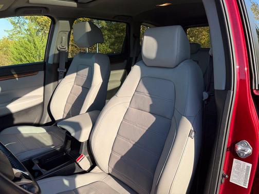 Radiant Red Metallic 2022 Honda CR-V AWD EX-L