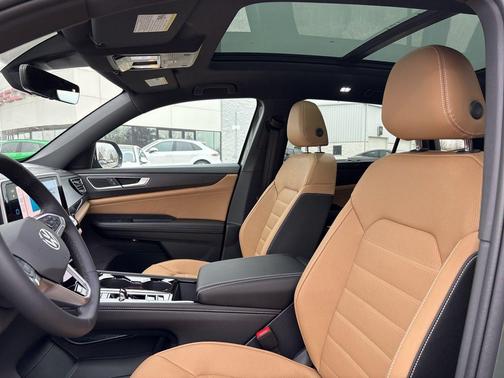 2026 Volkswagen Atlas Cross Sport 2.0T SEL