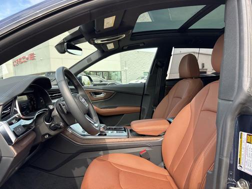 2025 Audi Q8 55 Premium Plus
