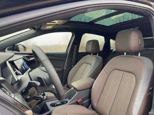 2025 Audi Q4 e-tron Sportback Premium Plus 55 quattro
