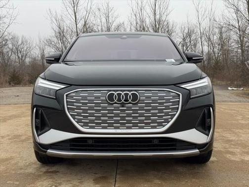 2025 Audi Q4 e-tron Sportback Premium Plus 55 quattro