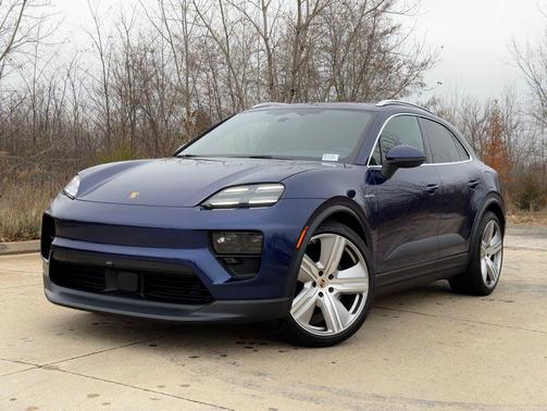 2024 Porsche Macan 4