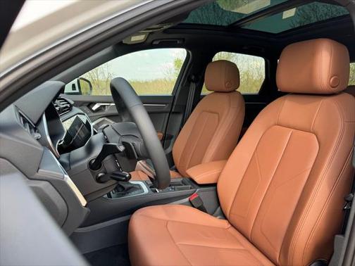 2025 Audi Q3 45 S line Premium Plus