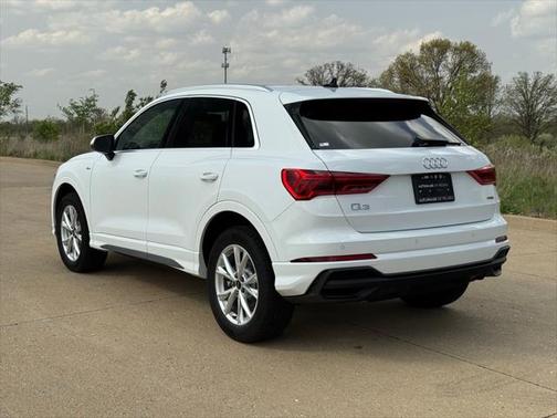 2025 Audi Q3 45 S line Premium Plus