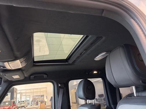 2025 Mercedes-Benz G-Class G 580