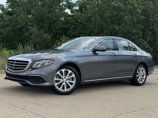 Selenite Grey Metallic 2017 Mercedes-Benz E-Class 4MATIC