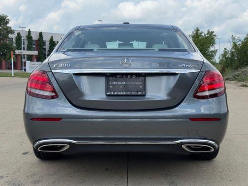 Selenite Grey Metallic 2017 Mercedes-Benz E-Class 4MATIC
